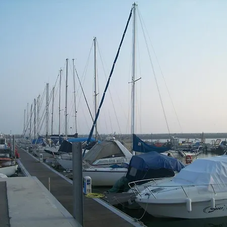 Dom wakacyjny Fewo-am-adriastrand Punkt Eu Via 27 *