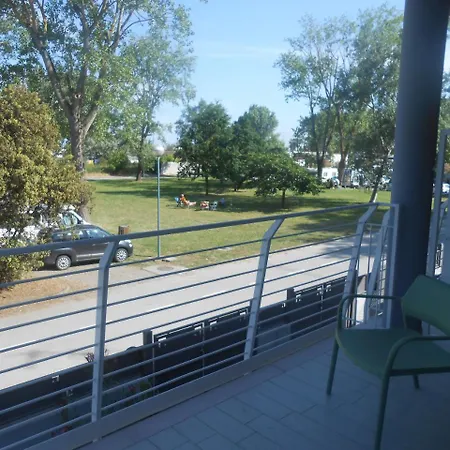 Ferienhaus Ferienhaus direkt am Meer mit Wallbox für Elektroautos